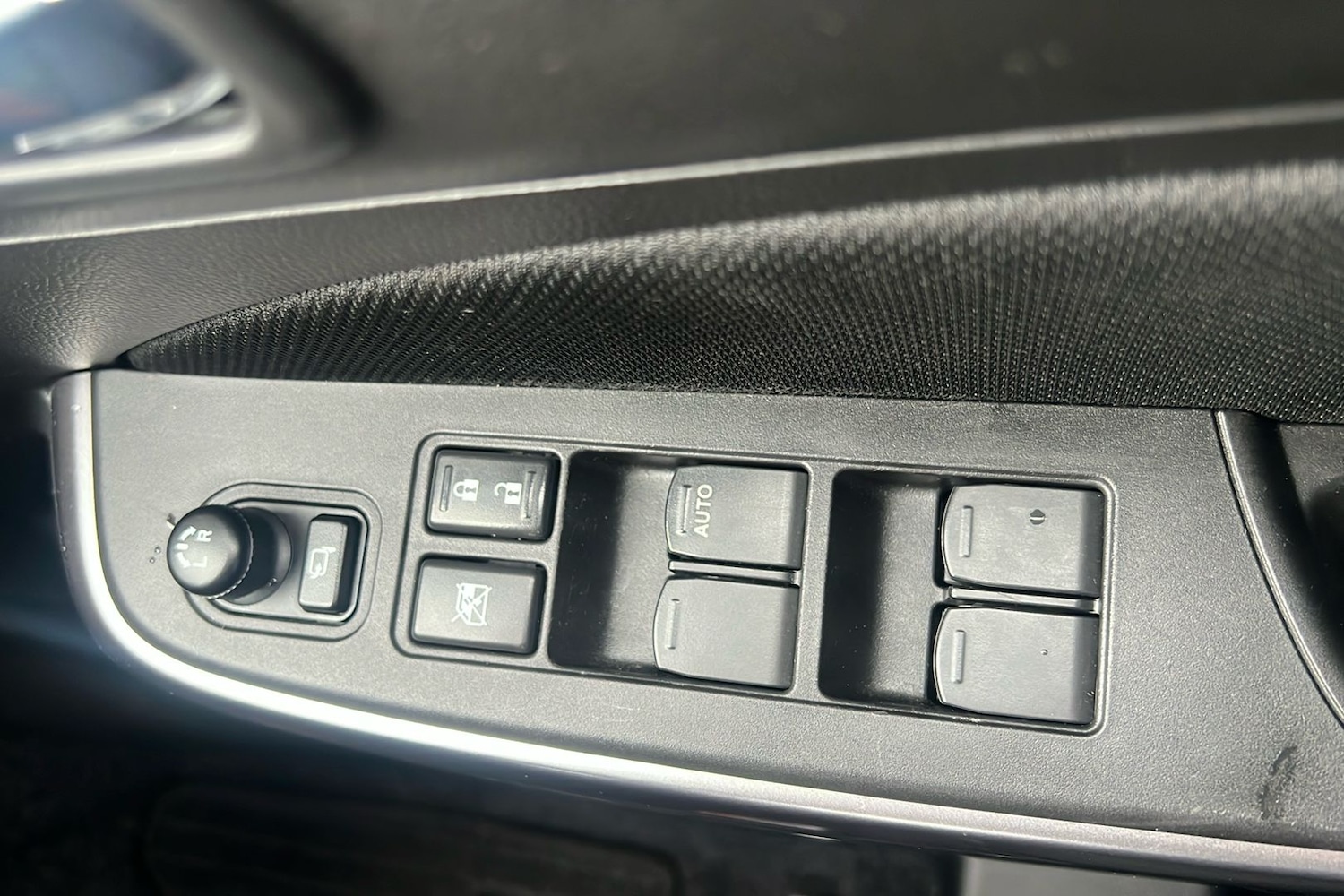 Used Suzuki Swift 2023 for sale - 77056558: Photo 18