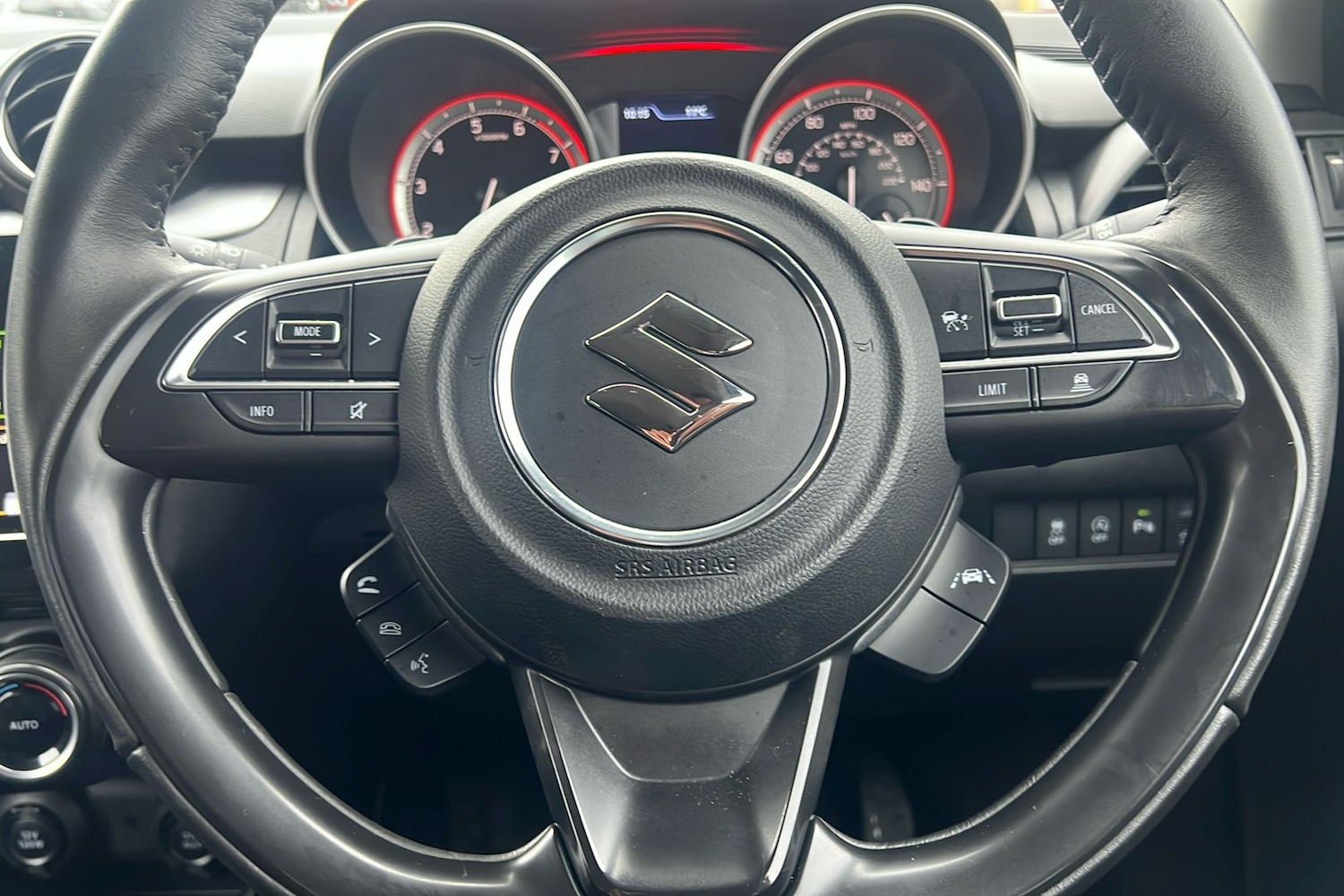 Used Suzuki Swift 2023 for sale - 77056558: Photo 20