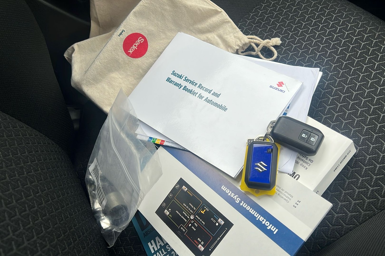 Used Suzuki Swift 2023 for sale - 77056558: Photo 43