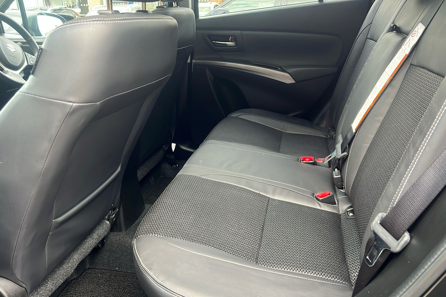 Used Suzuki SX4 S-Cross for sale - 76477685: Photo 5