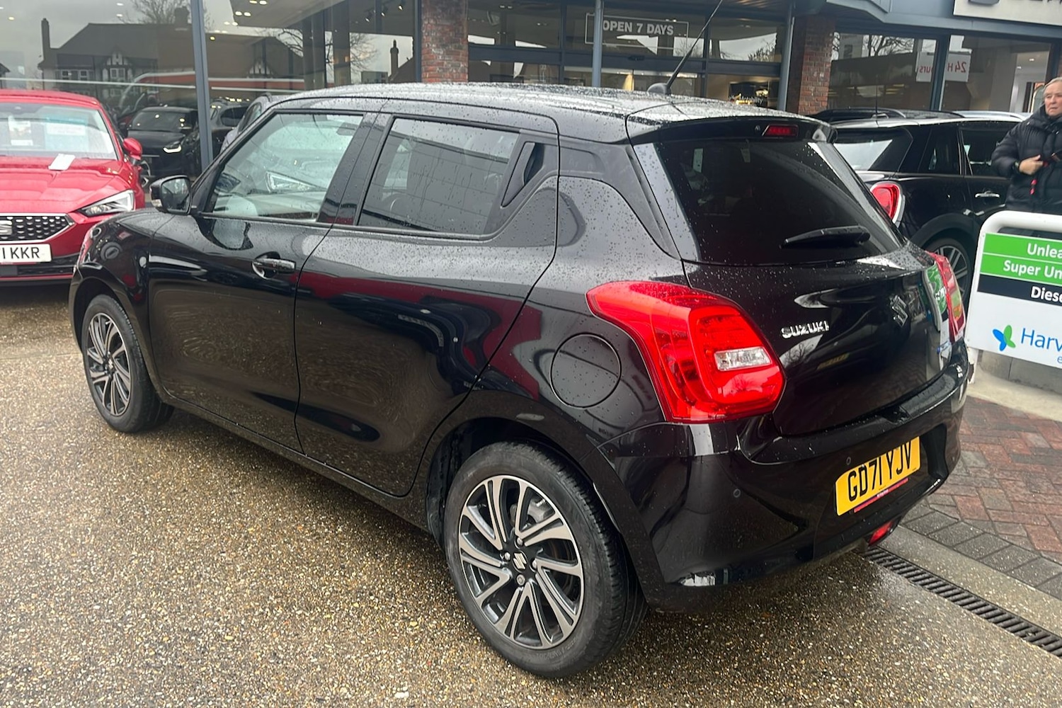 Used Suzuki Swift 2022 for sale - 77313872: Photo 2