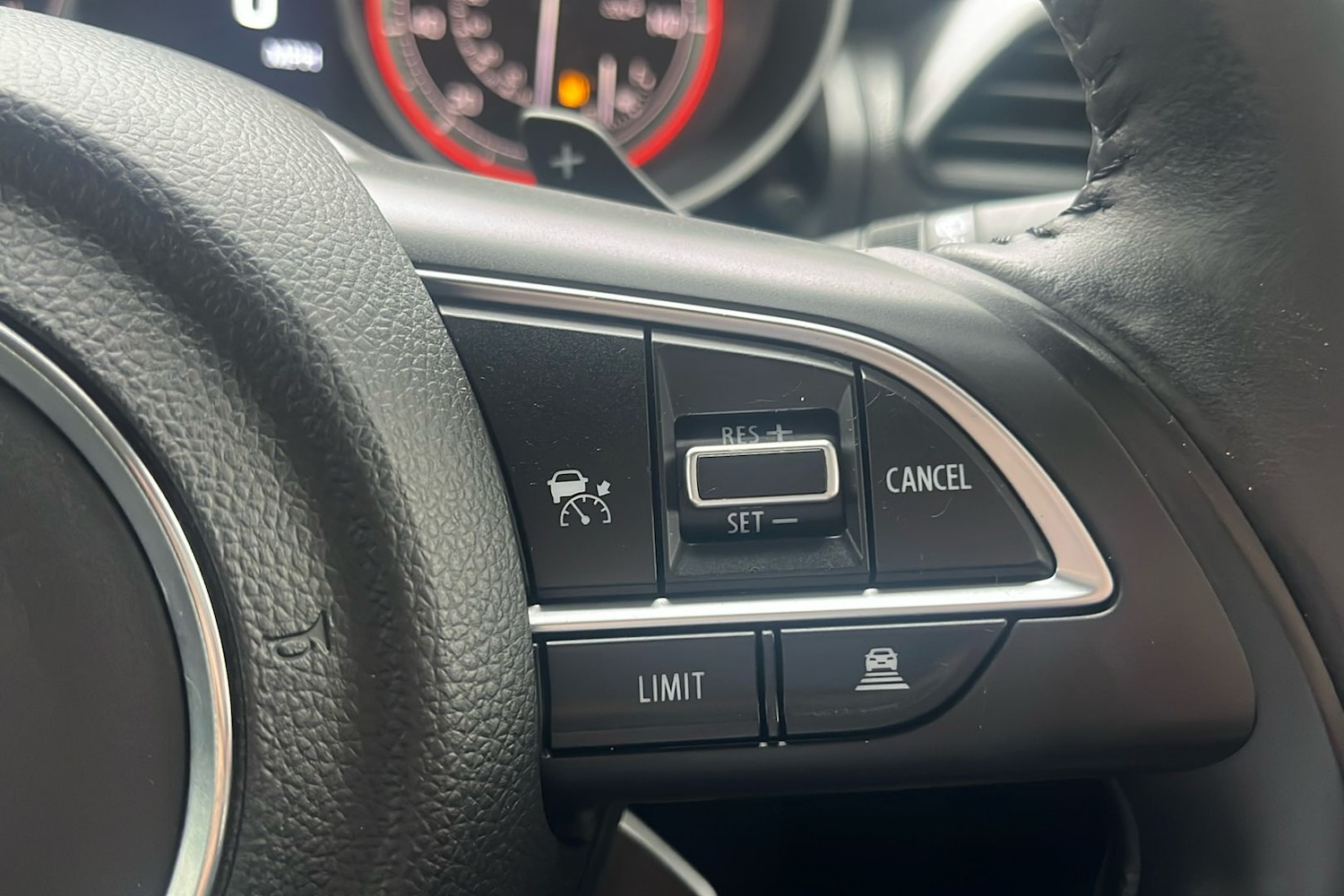 Used Suzuki Swift 2022 for sale - 77313872: Photo 45