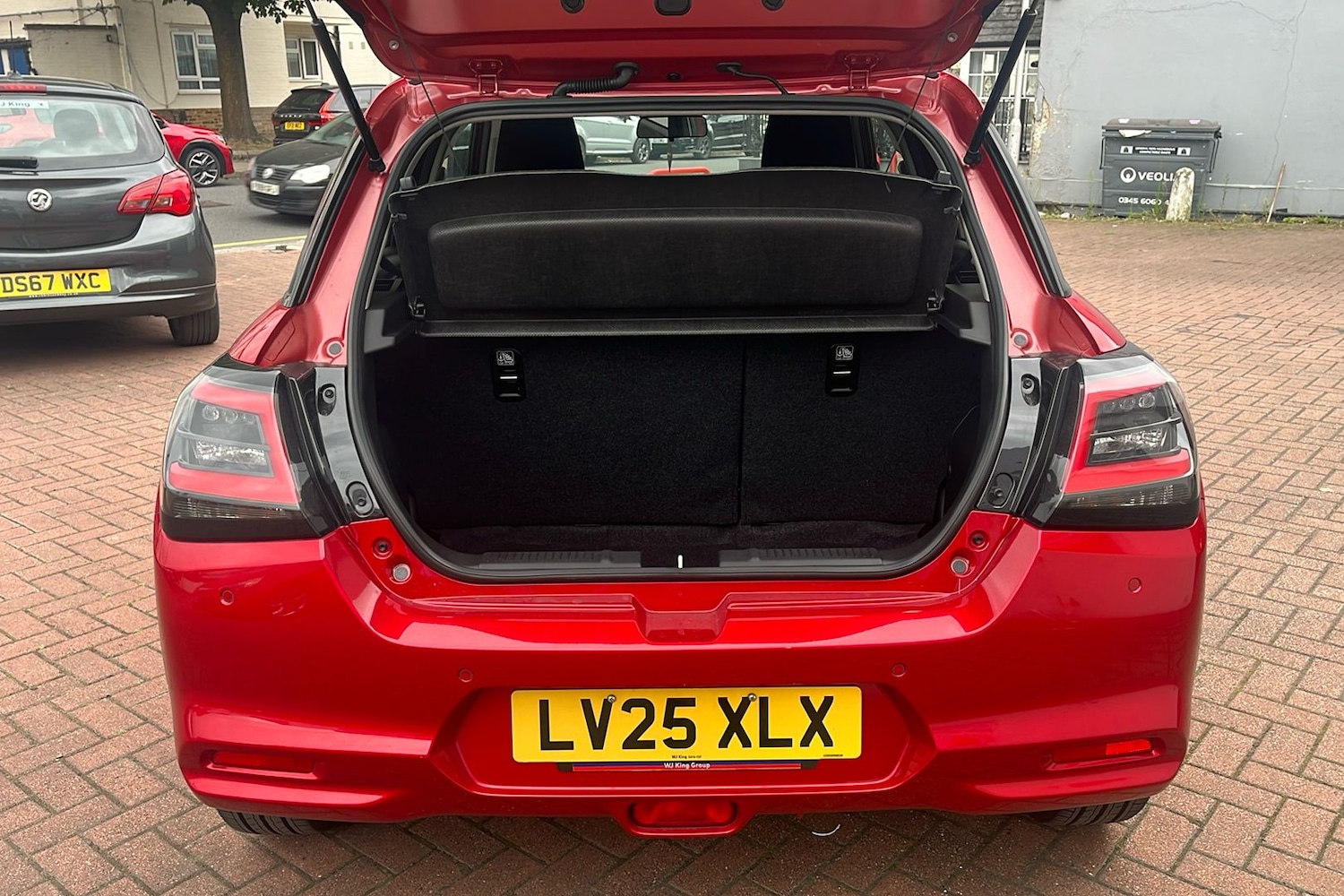 Vehicle 27