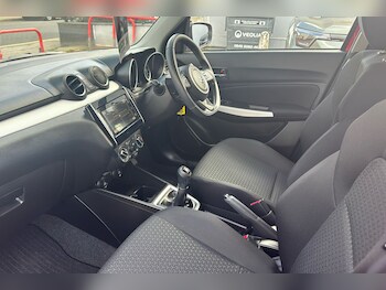 Used Suzuki Swift 2022 for sale - 77962989: Photo