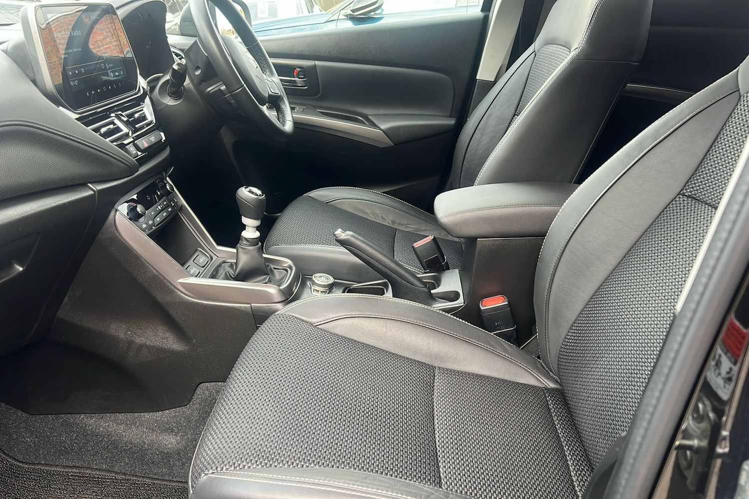 Used Suzuki SX4 S-Cross 2024 for sale - 77836790: Photo 3