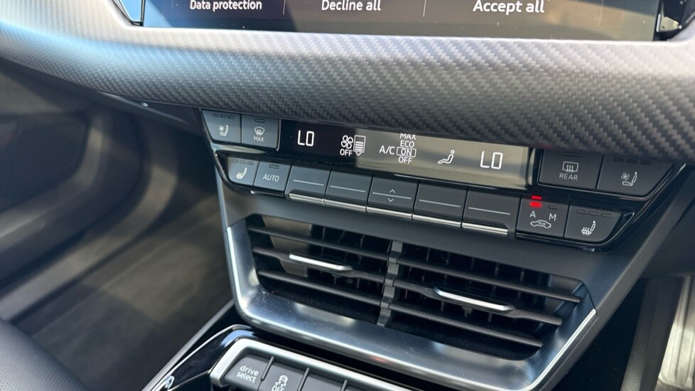 Used Audi e-tron GT 2024 for sale - 76203906: Photo 16