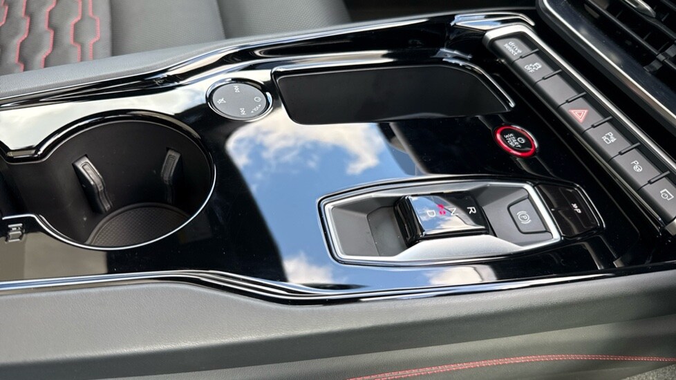 Used Audi e-tron GT 2024 for sale - 76203906: Photo 27