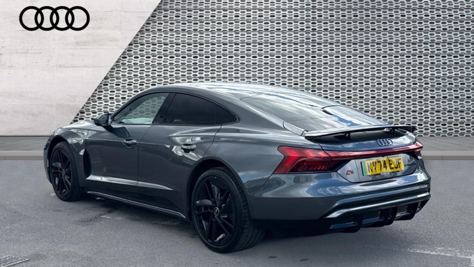 Used Audi e-tron GT 2024 for sale - 76203906: Photo 3