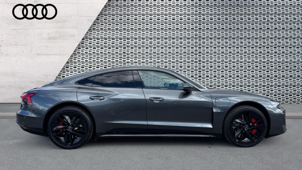 Used Audi e-tron GT 2024 for sale - 76203906: Photo 4