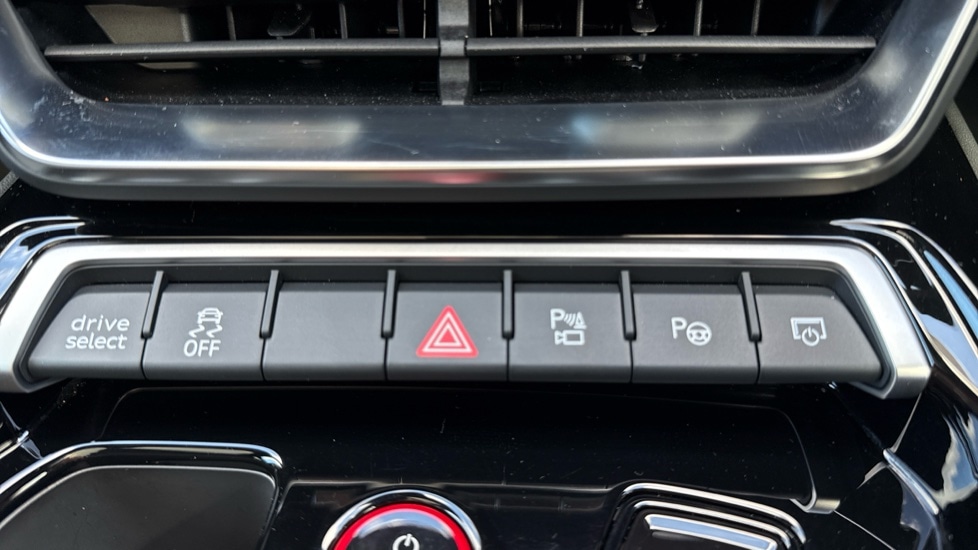 Used Audi e-tron GT 2024 for sale - 76203906: Photo 61