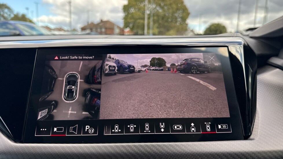 Used Audi e-tron GT 2024 for sale - 76203906: Photo 74