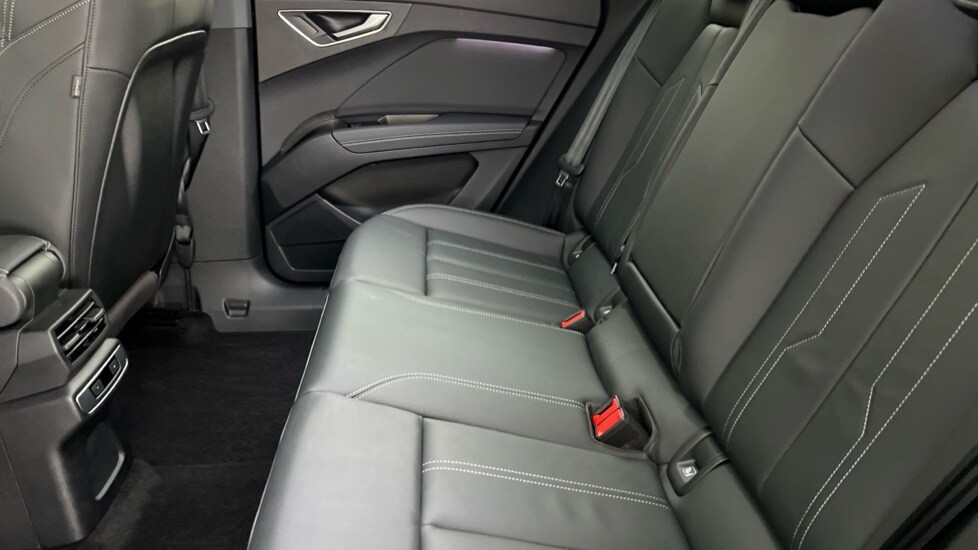 Used Audi Q4 e-tron 2025 for sale - 76514922: Photo 15