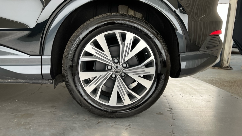 Used Audi Q4 e-tron 2025 for sale - 76514922: Photo 22