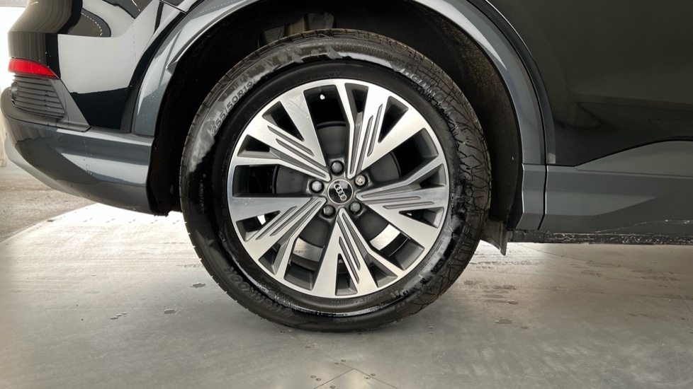 Used Audi Q4 e-tron 2025 for sale - 76514922: Photo 23