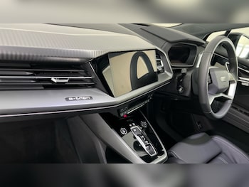 Used Audi Q4 e-tron 2025 for sale - 76514922: Photo