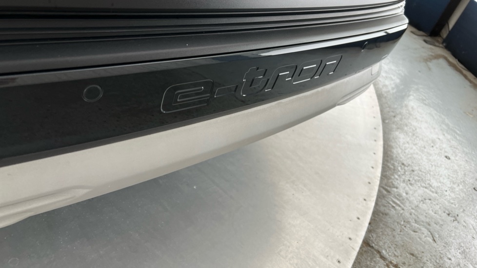 Used Audi Q4 e-tron 2025 for sale - 76514922: Photo 37