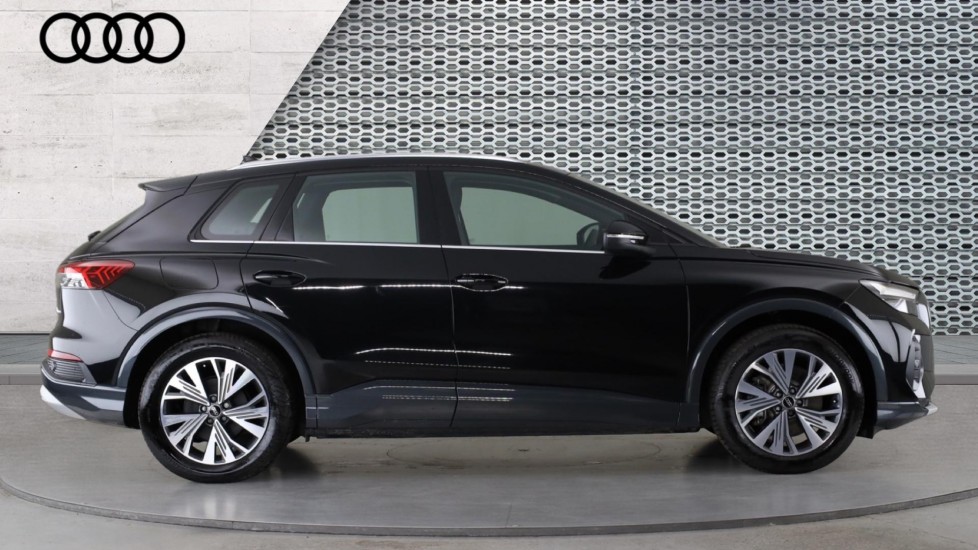 Used Audi Q4 e-tron 2025 for sale - 76514922: Photo 4