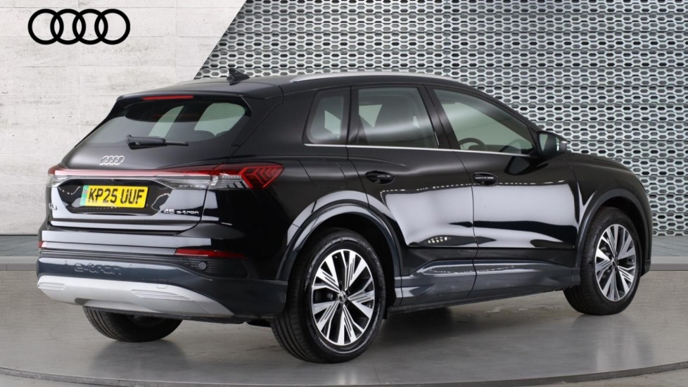 Used Audi Q4 e-tron 2025 for sale - 76514922: Photo 8