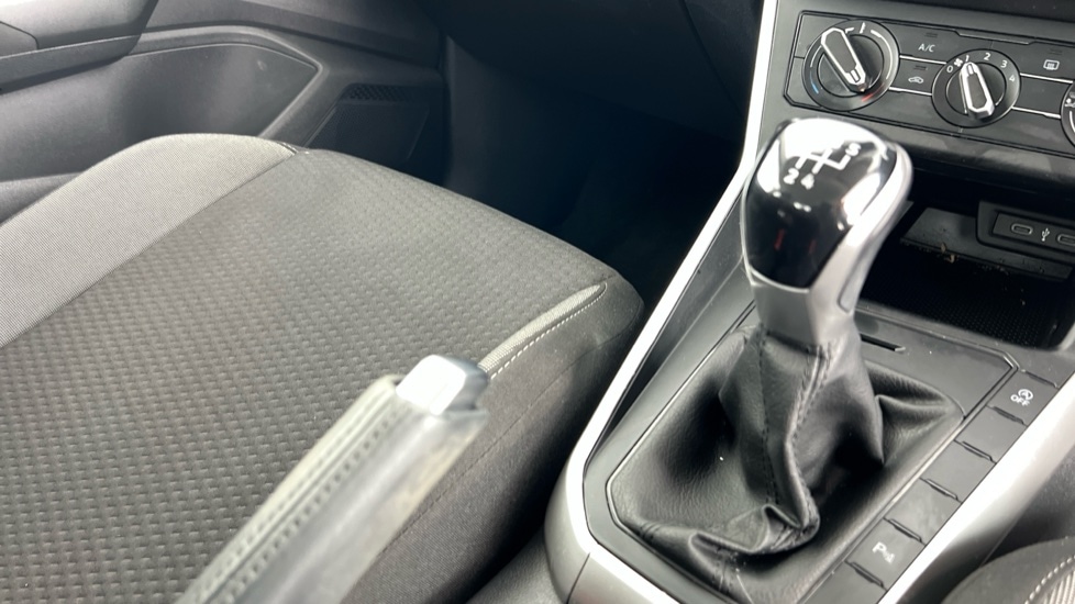 Used Volkswagen Polo 2023 for sale - 76384542: Photo 30