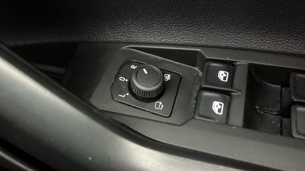 Used Volkswagen Polo 2023 for sale - 76384542: Photo 38