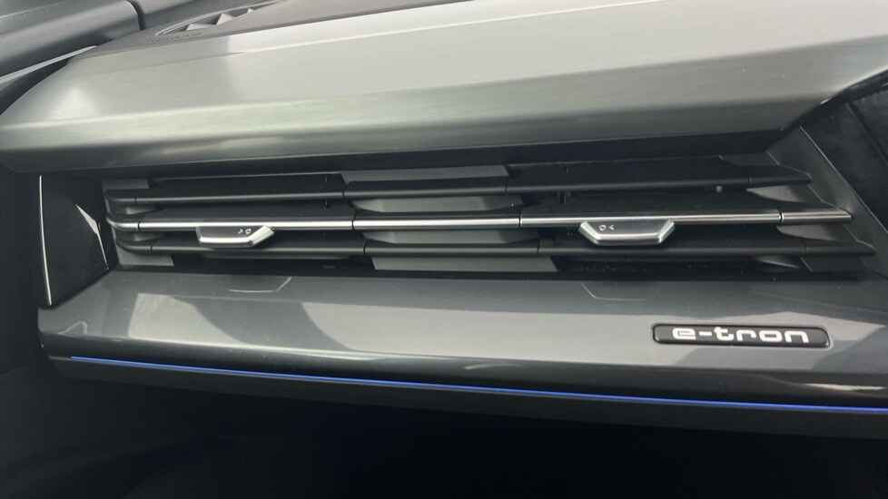 Used Audi Q4 e-tron 2025 for sale - 76438153: Photo 16