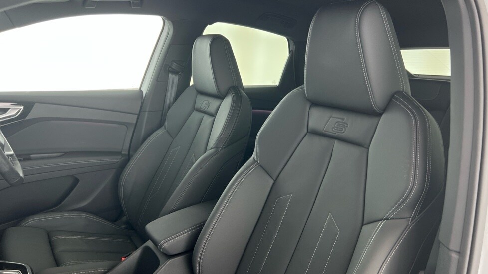Used Audi Q4 e-tron 2025 for sale - 76438153: Photo 17