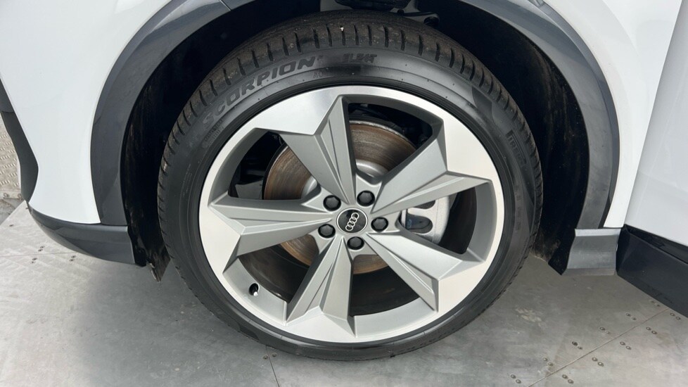 Used Audi Q4 e-tron 2025 for sale - 76438153: Photo 21