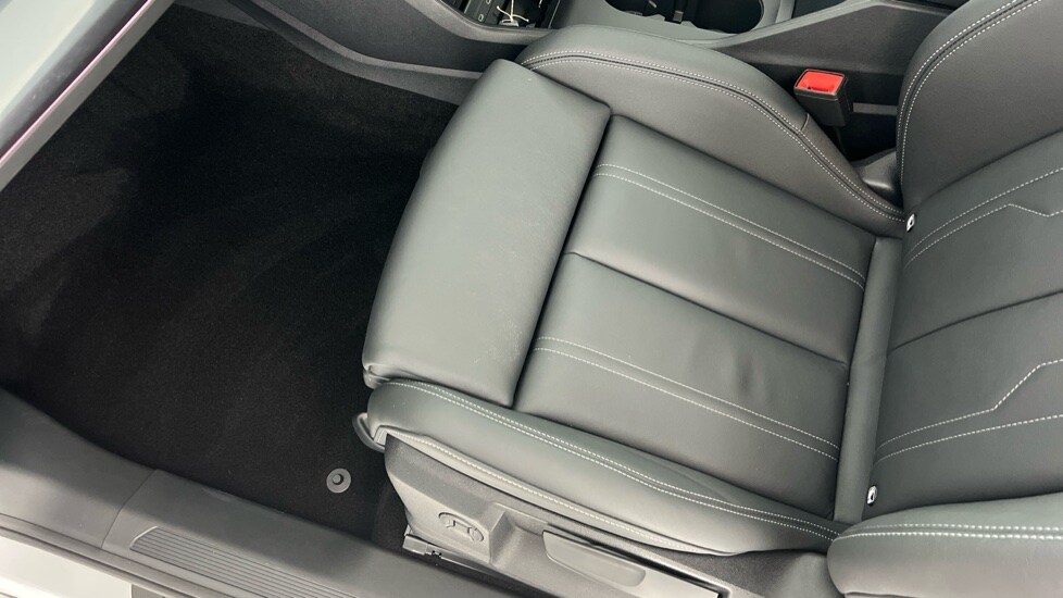 Used Audi Q4 e-tron 2025 for sale - 76438153: Photo 32