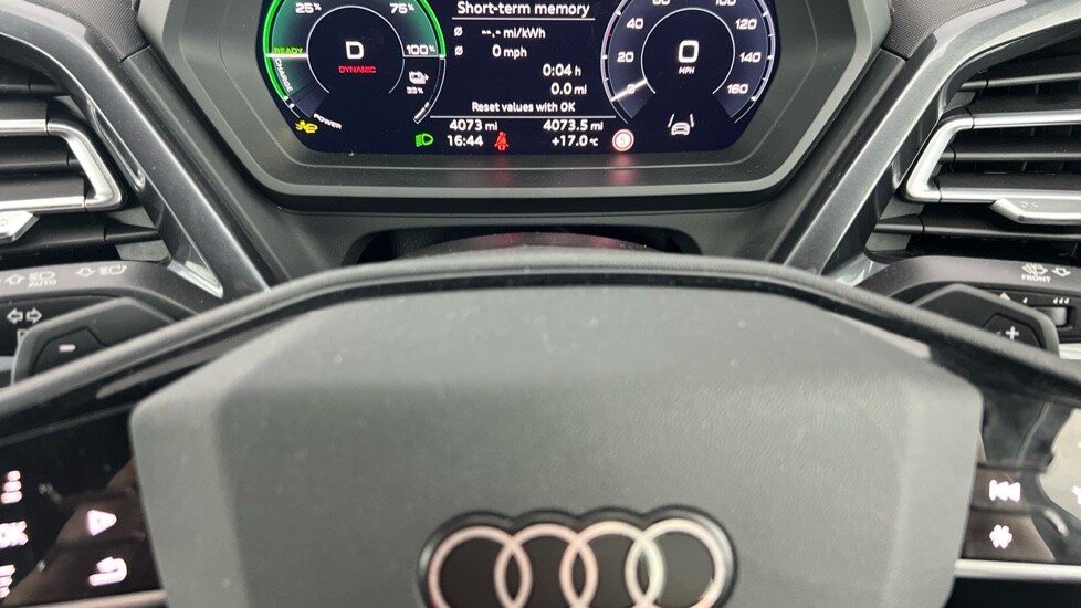 Used Audi Q4 e-tron 2025 for sale - 76438153: Photo 47