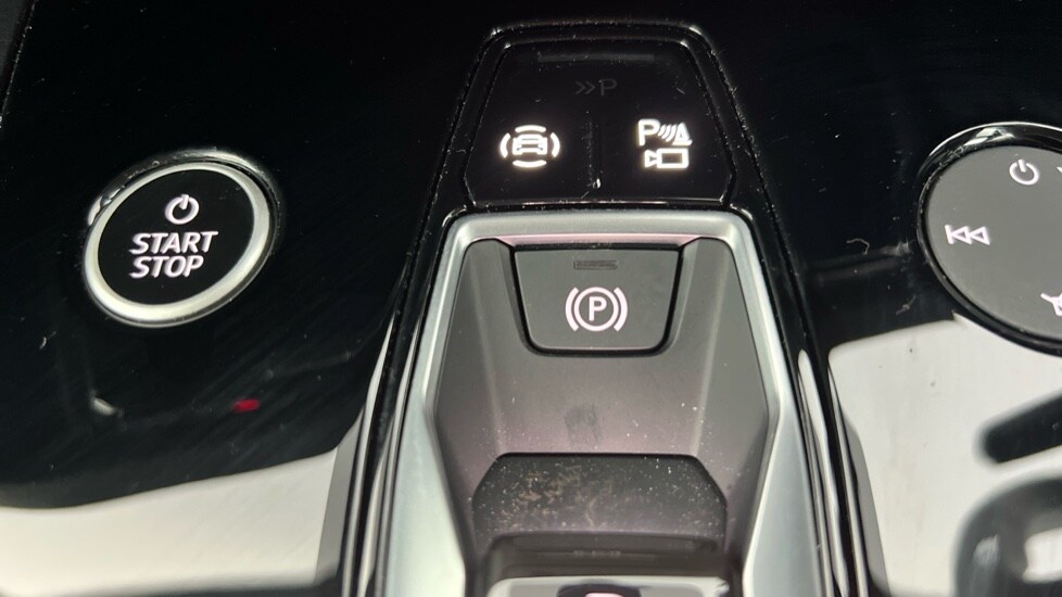 Used Audi Q4 e-tron 2025 for sale - 76438153: Photo 49