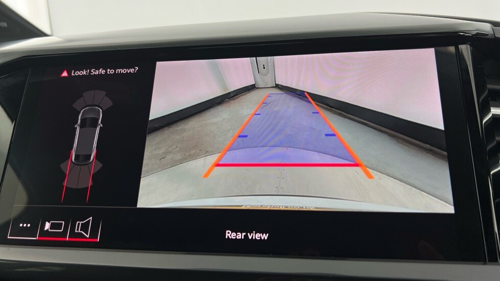 Used Audi Q4 e-tron 2025 for sale - 76438153: Photo 52