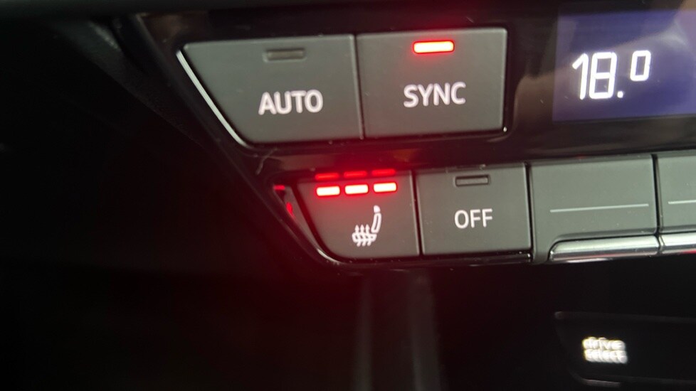 Used Audi Q4 e-tron 2025 for sale - 76438153: Photo 54