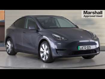 2022 - RWD 5dr Auto