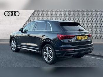 Used Audi Q3 2025 for sale - 76954423: Photo