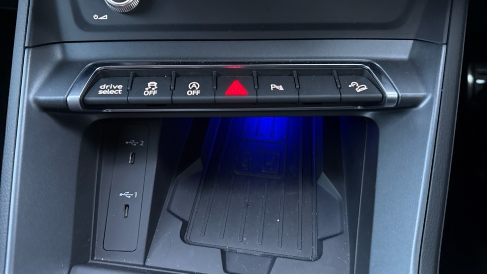 Used Audi Q3 2025 for sale - 76954423: Photo 43