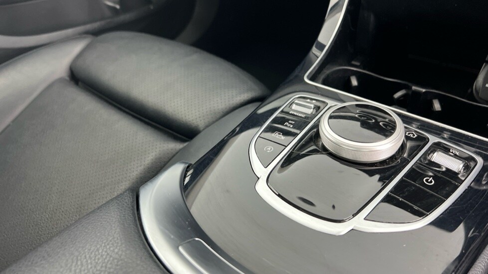 Used Mercedes-Benz C Class 2019 for sale - 76350835: Photo 27