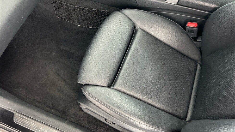 Used Mercedes-Benz C Class 2019 for sale - 76350835: Photo 29