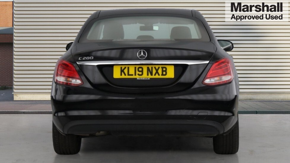 Used Mercedes-Benz C Class 2019 for sale - 76350835: Photo 4