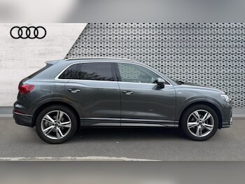 Used Audi Q3 2022 for sale - 76124330: Photo
