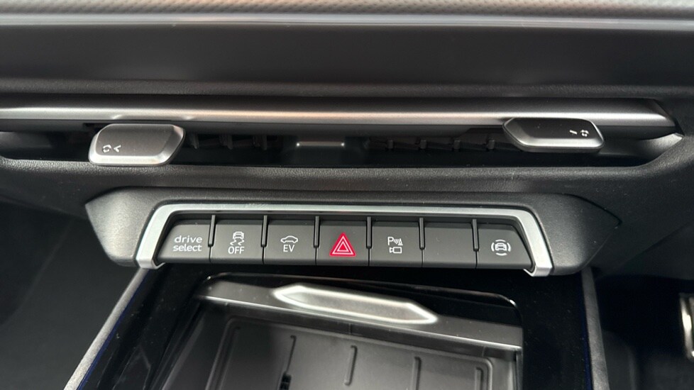 Used Audi Q3 2025 for sale - 76660963: Photo 71