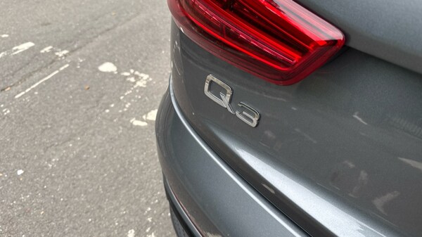 Used Audi Q3 2018 for sale - 75465591: Photo 41