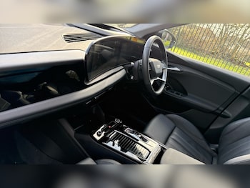 Used Audi Q6 e-tron 2024 for sale - 76851242: Photo