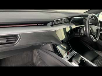 Used Audi e-tron 2020 for sale - 75373142: Photo