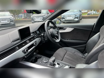 Used Audi A5 2018 for sale - 76540000: Photo