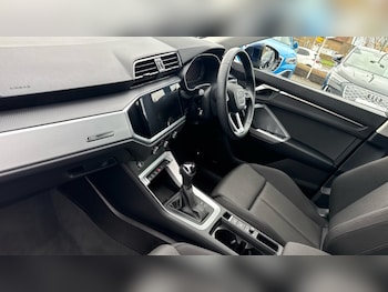 Used Audi Q3 2022 for sale - 76856392: Photo