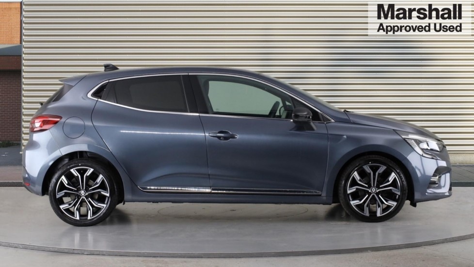 Used Renault Clio 2022 for sale - 75735187: Photo 2