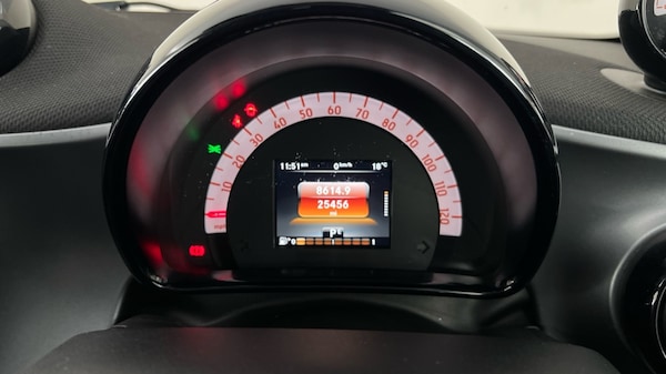 Used smart fortwo 2019 for sale - 76261525: Photo 13