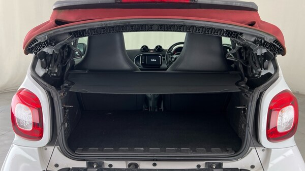 Used smart fortwo 2019 for sale - 76261525: Photo 15