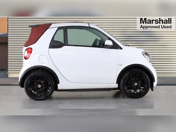 Used smart fortwo 2019 for sale - 76261525: Photo 2