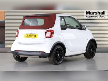 Used smart fortwo 2019 for sale - 76261525: Photo 3